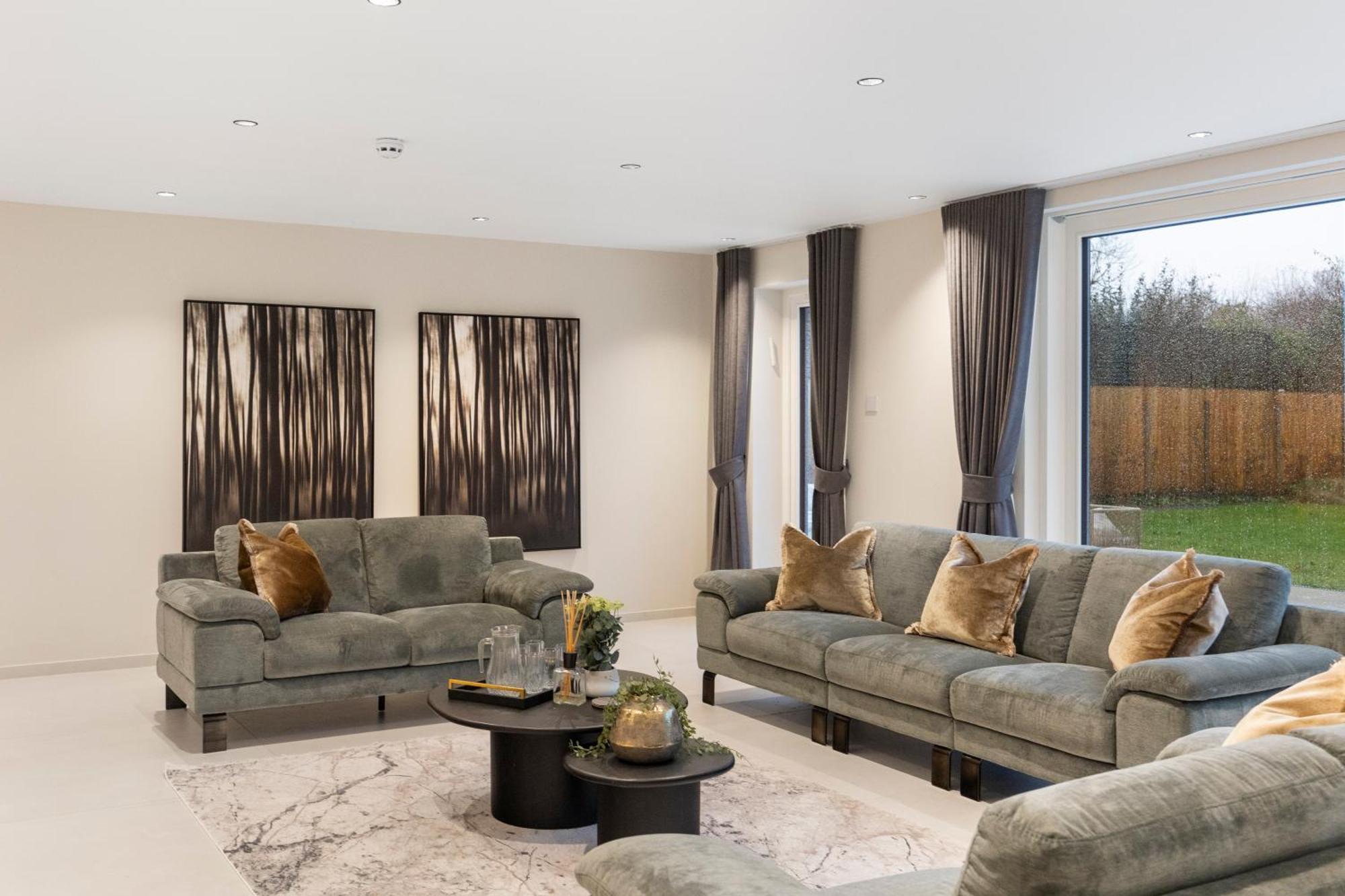 Joy Lane Mansion, Luxe Stay, Poolside Fun & Comfort Whitstable