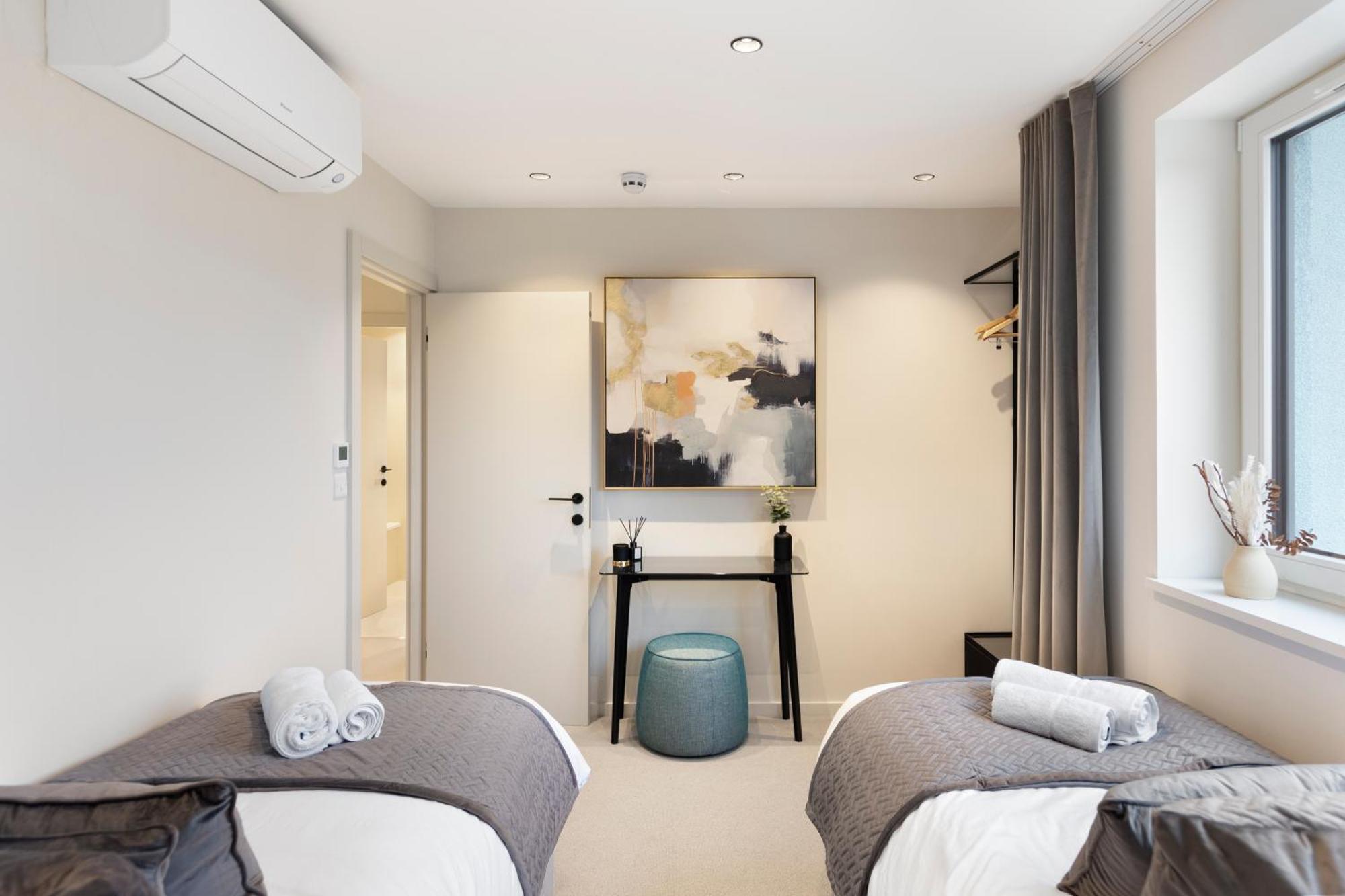 Holiday home Joy Lane Mansion, Luxe Stay, Poolside Fun & Comfort Whitstable