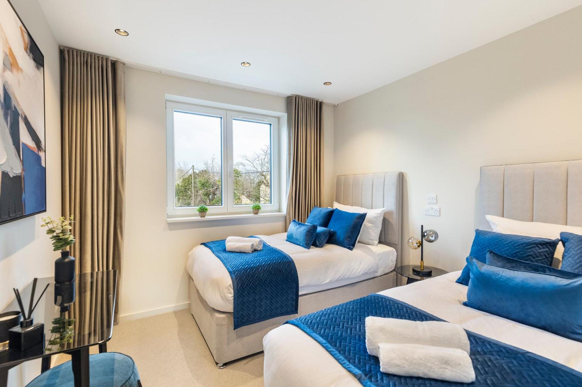 Holiday home Joy Lane Mansion, Luxe Stay, Poolside Fun & Comfort