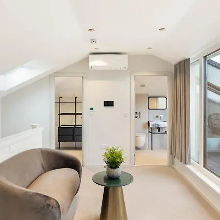 Joy Lane Mansion, Luxe Stay, Poolside Fun & Comfort Whitstable Exterior photo